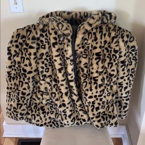 Fluffy cheetah print coat-so warm